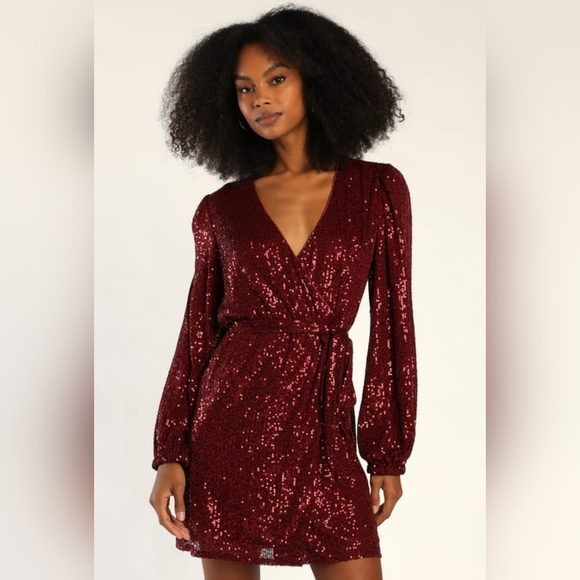 NWOT Lulus Burgundy Sequin Long Sleeve Wrap Dress Size XL=14/16 - Picture 2 of 6